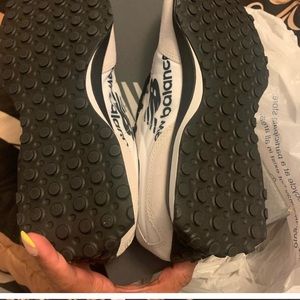 New Balance Boys size 7